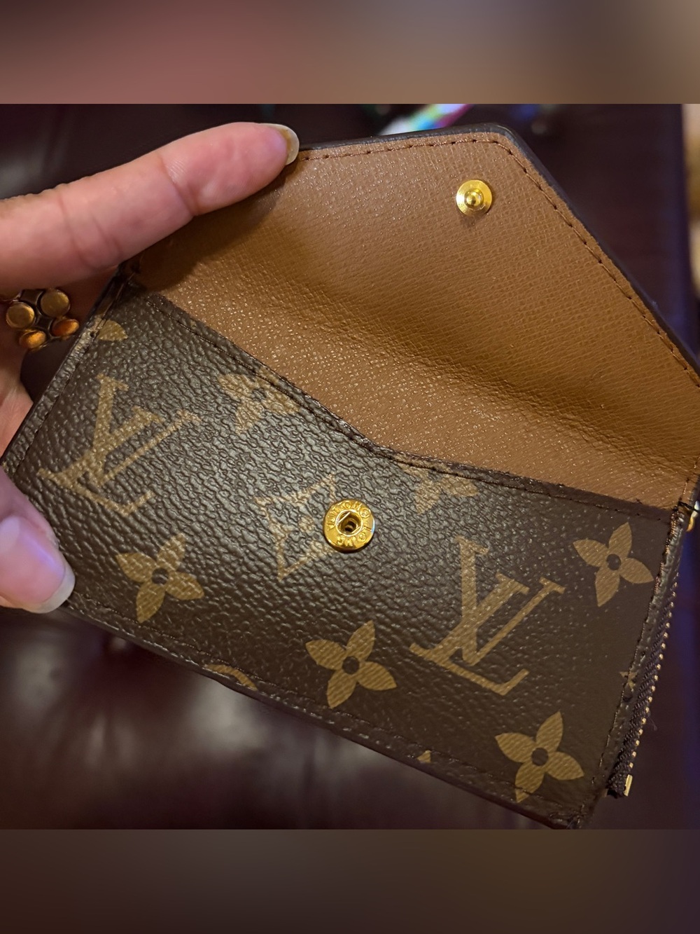 Louis Vuitton Monogram Card & Key Holder in Brown and Gold designers inspired! - Picture 6 of 7